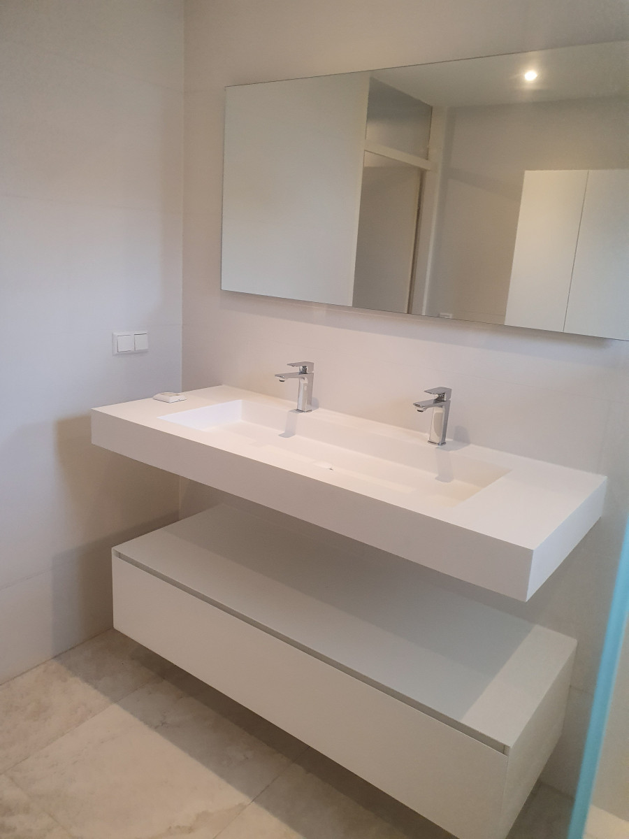 Zolder- en badkamer verbouwing bergkristal te Zoetermeer - na renovatie foto 5 | renovatie door Leroy the Builder