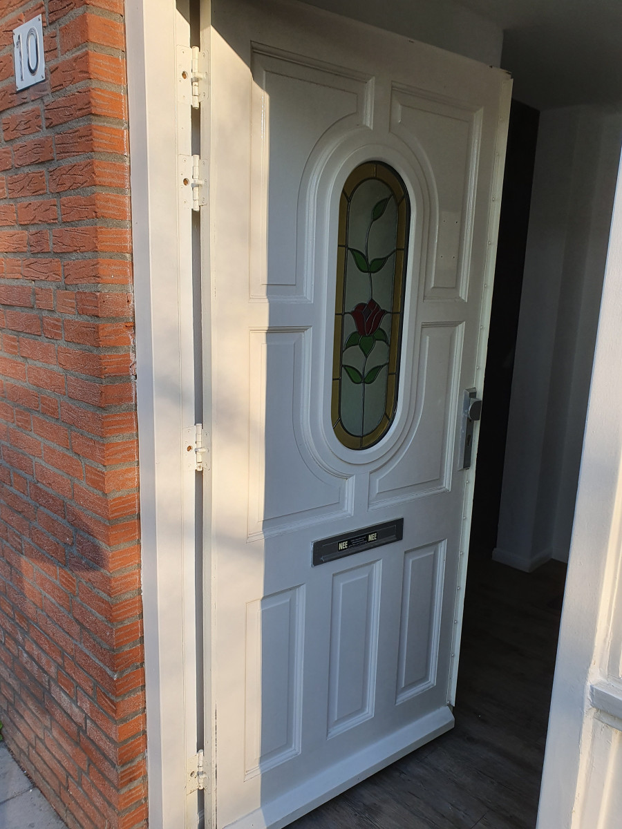 Voordeuren en binnendeuren - voor renovatie foto 3 | Oude situatie