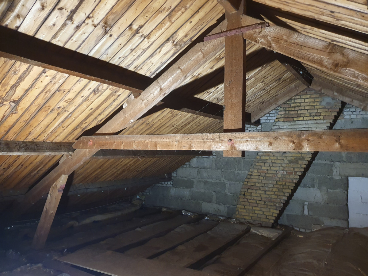 Zolder verbouwing Wijnand van Elstlaan - voor renovatie foto 16 | Oude situatie