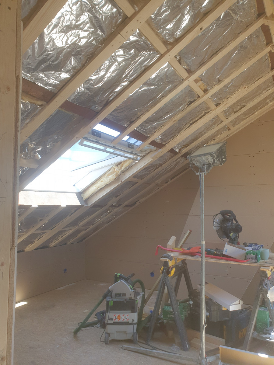 Zolder verbouwing Wijnand van Elstlaan - voor renovatie foto 2 | Oude situatie