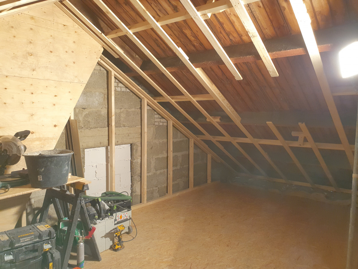 Zolder verbouwing Wijnand van Elstlaan - voor renovatie foto 6 | Oude situatie