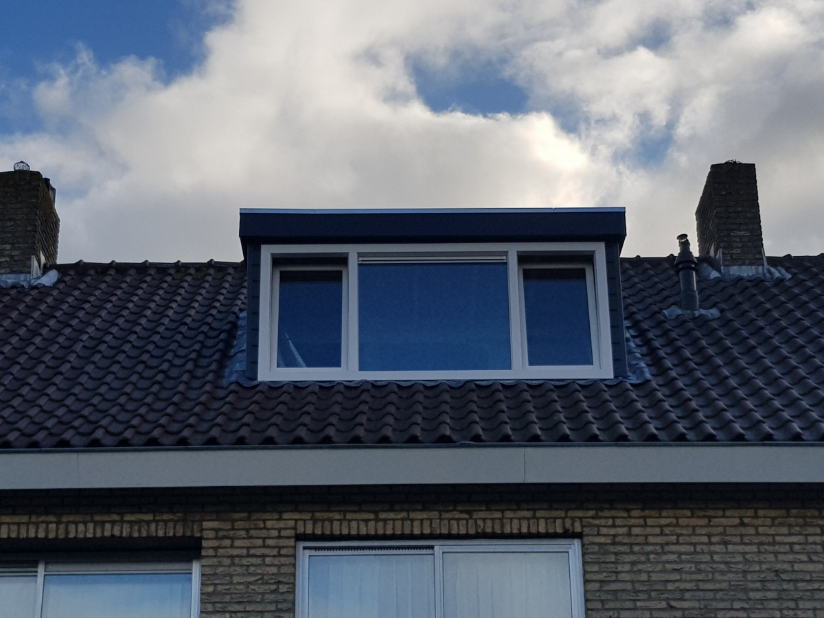 Dakkapellen - na renovatie foto 1 | aanbouw door Leroy the Builder