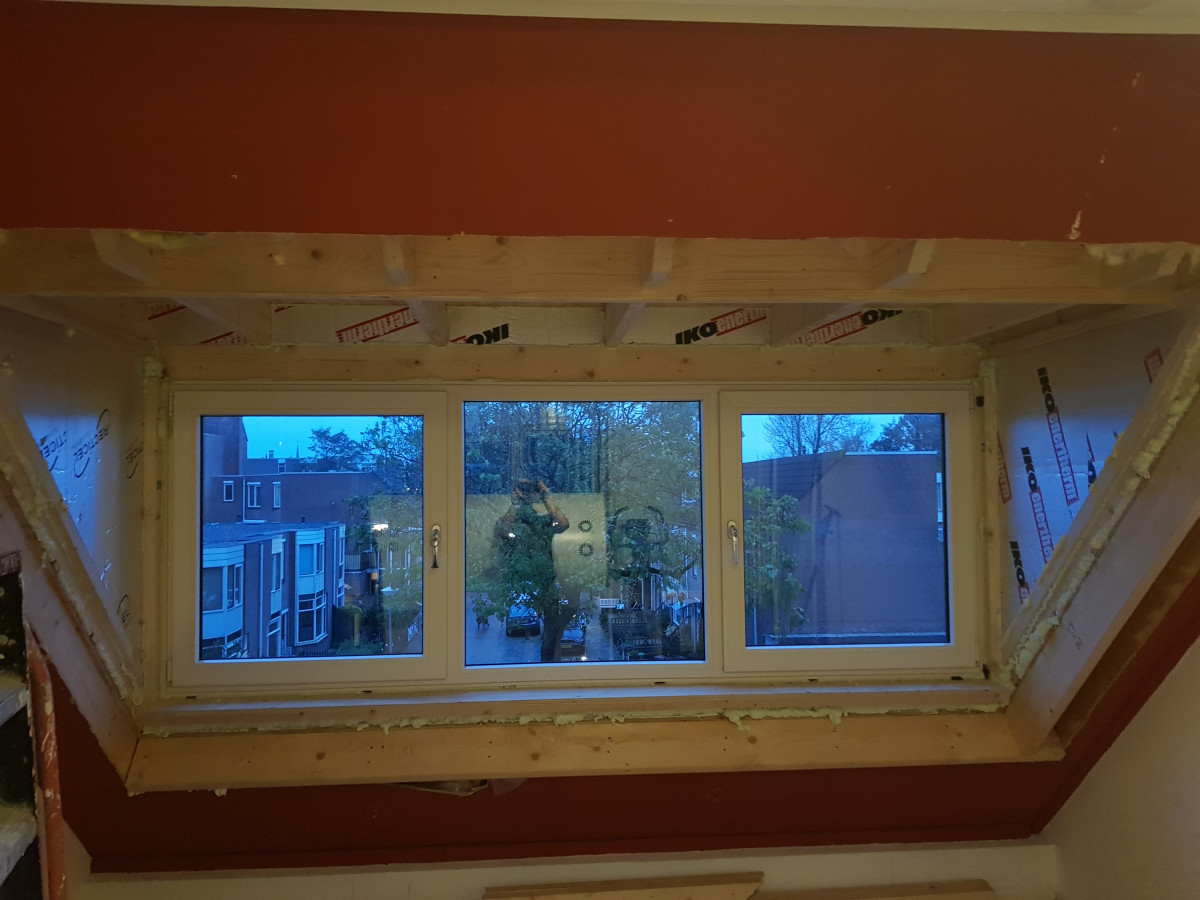 Dakkapellen - voor renovatie foto 1 | Oude situatie