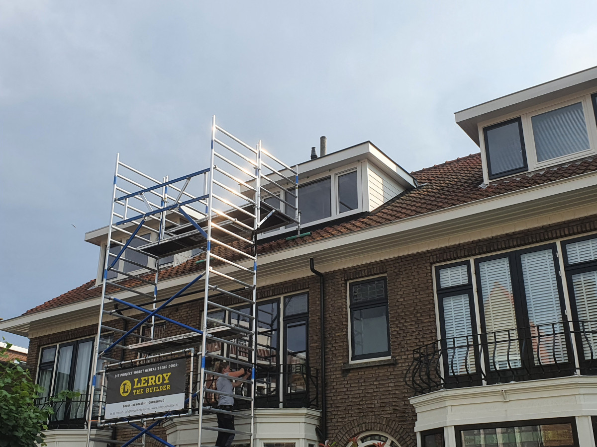 Dakkapellen - na renovatie foto 15 | aanbouw door Leroy the Builder