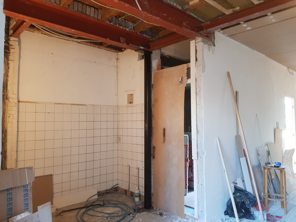 Realiseren van badkamer, toilet en keukens - na renovatie foto 7 | aanbouw door Leroy the Builder