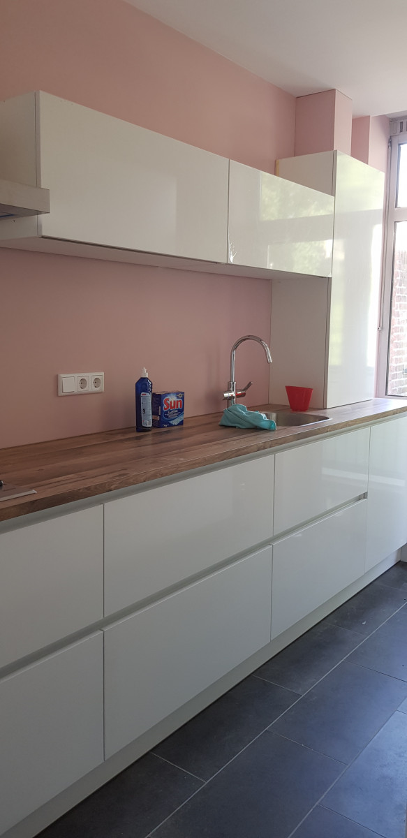 Realiseren van badkamer, toilet en keukens - na renovatie foto 12 | aanbouw door Leroy the Builder