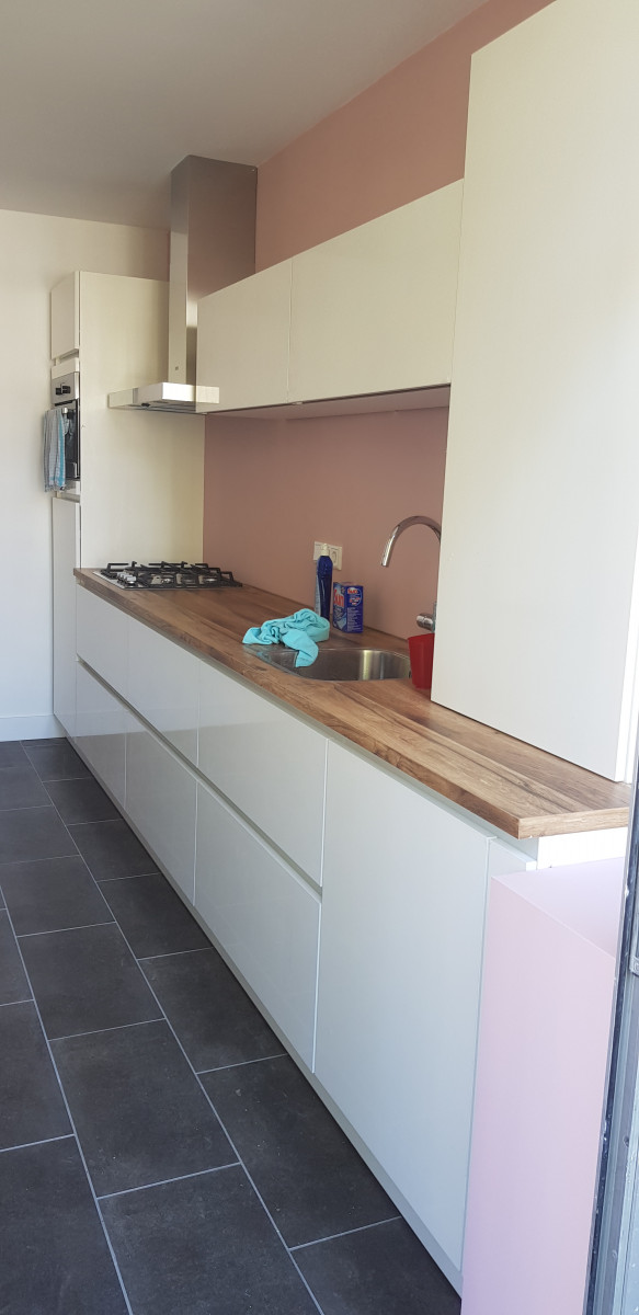 Realiseren van badkamer, toilet en keukens - na renovatie foto 13 | aanbouw door Leroy the Builder