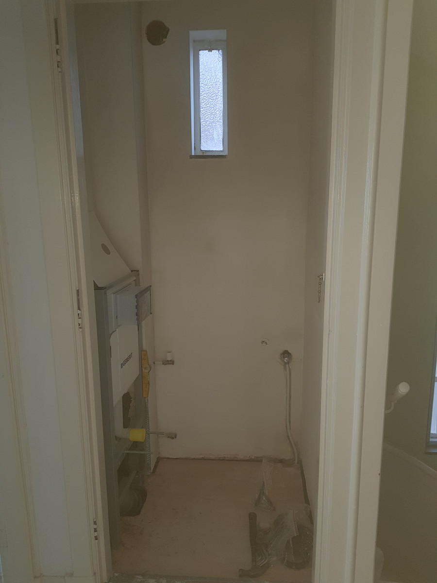 Realiseren van badkamer, toilet en keukens - na renovatie foto 16 | aanbouw door Leroy the Builder