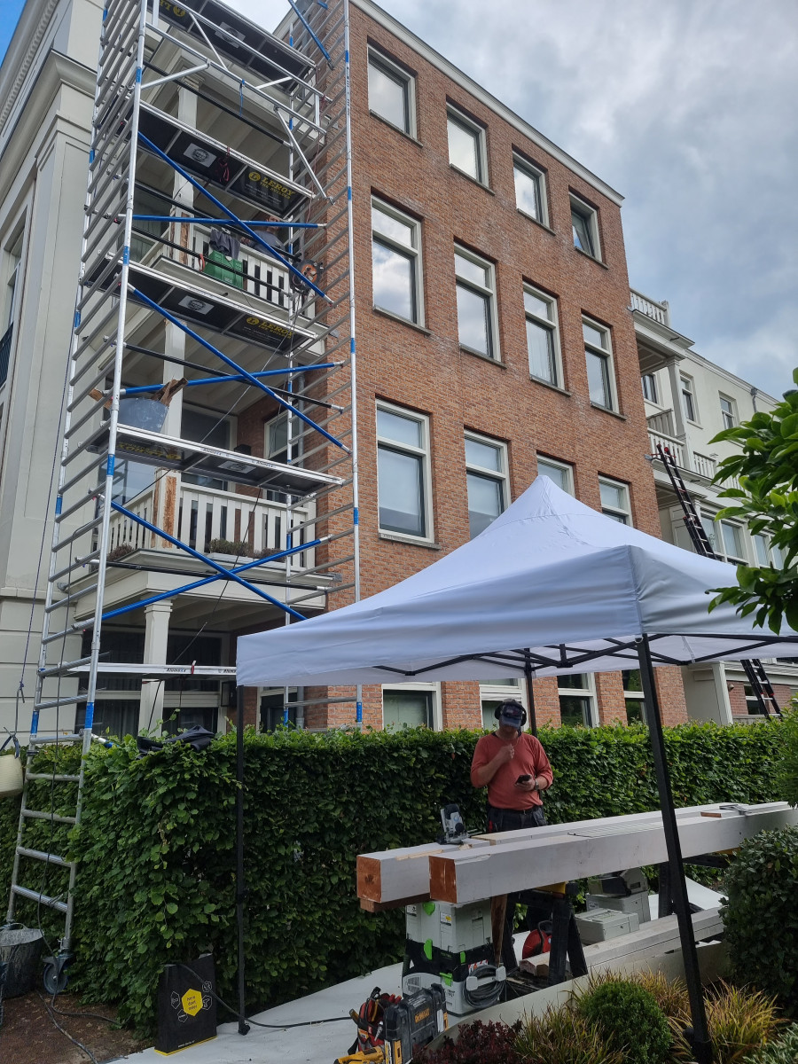 Houtrot herstel aan de Laan van Meerdervoort te Den Haag - na renovatie foto 6 | onderhoud door Leroy the Builder