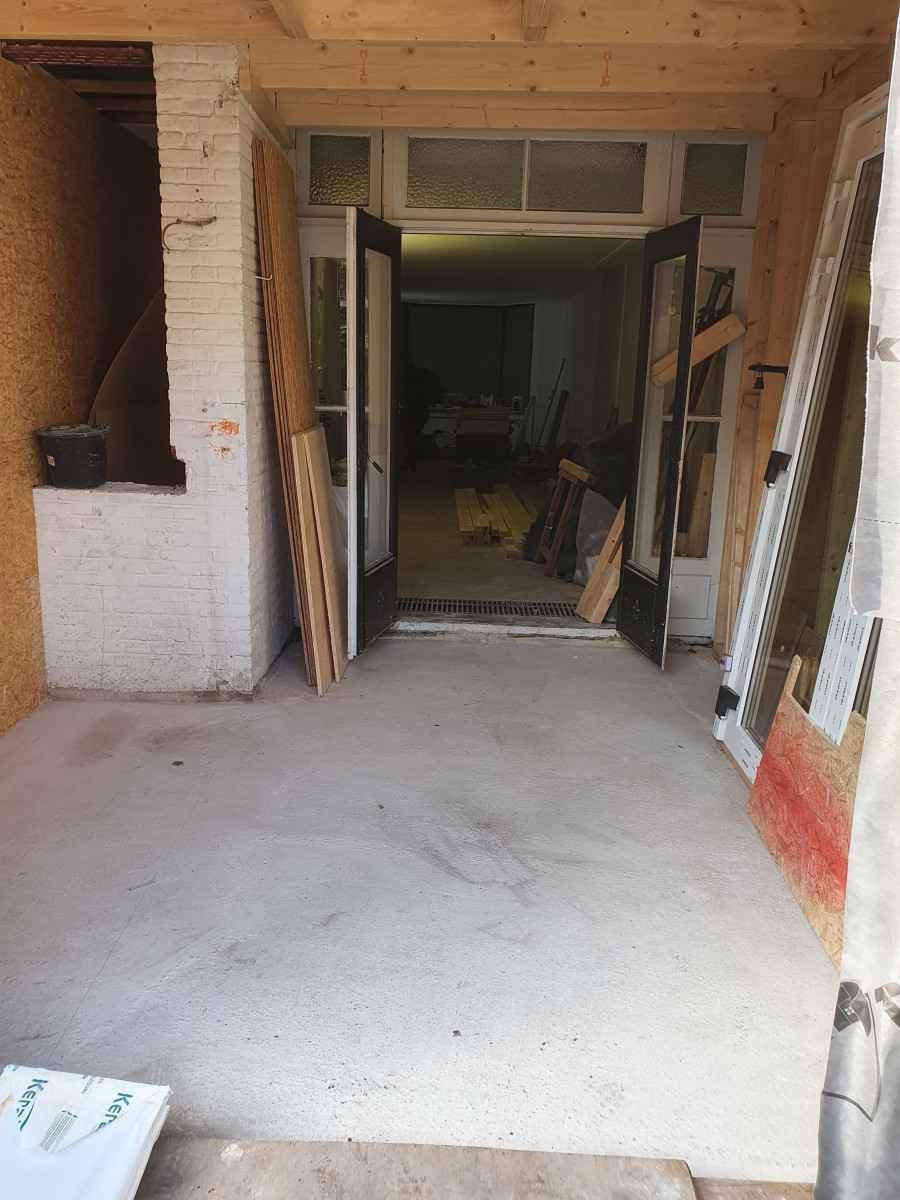 Perenstraat te Den Haag - na renovatie foto 4 | aanbouw door Leroy the Builder