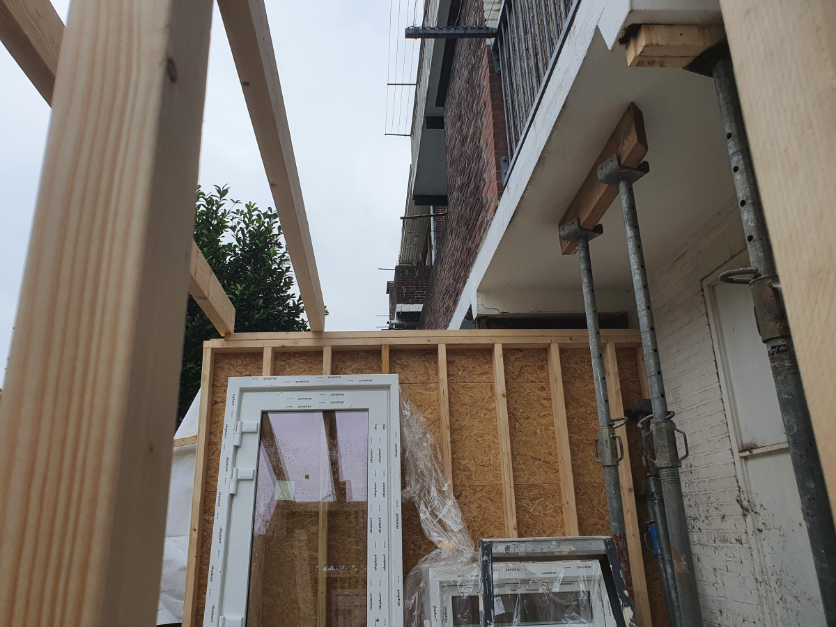 Perenstraat te Den Haag - na renovatie foto 5 | aanbouw door Leroy the Builder