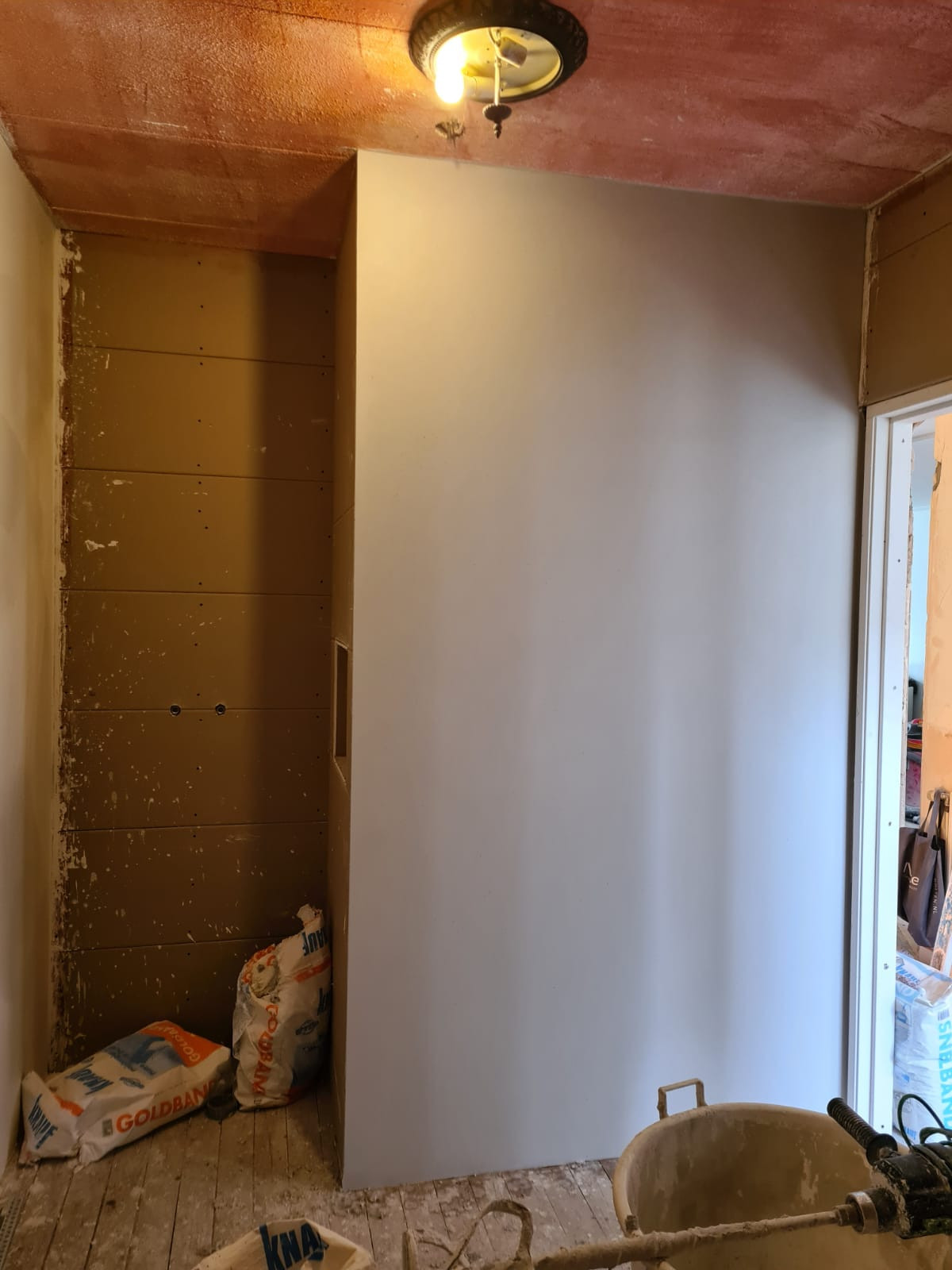 Perenstraat te Den Haag - na renovatie foto 12 | aanbouw door Leroy the Builder