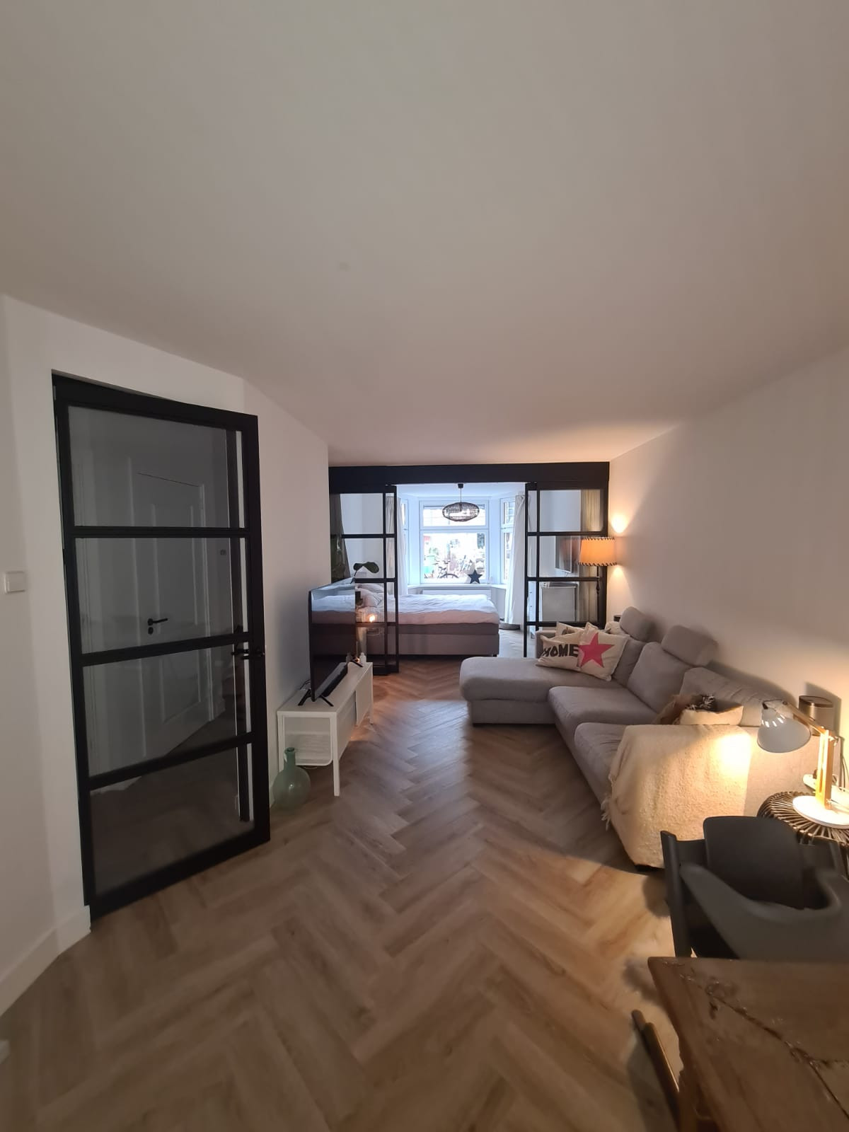 Perenstraat te Den Haag - na renovatie foto 25 | aanbouw door Leroy the Builder