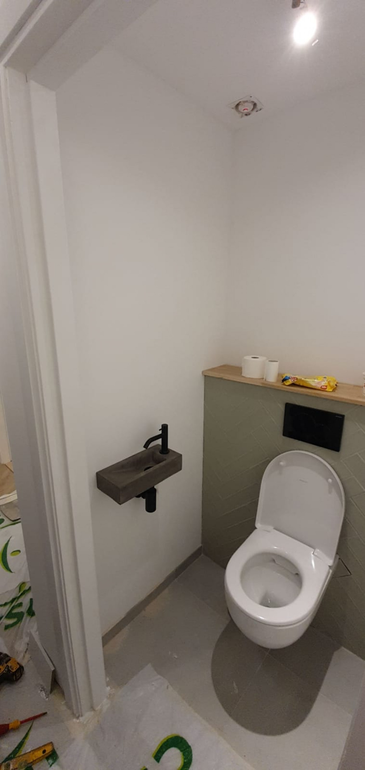 Perenstraat te Den Haag - na renovatie foto 30 | aanbouw door Leroy the Builder