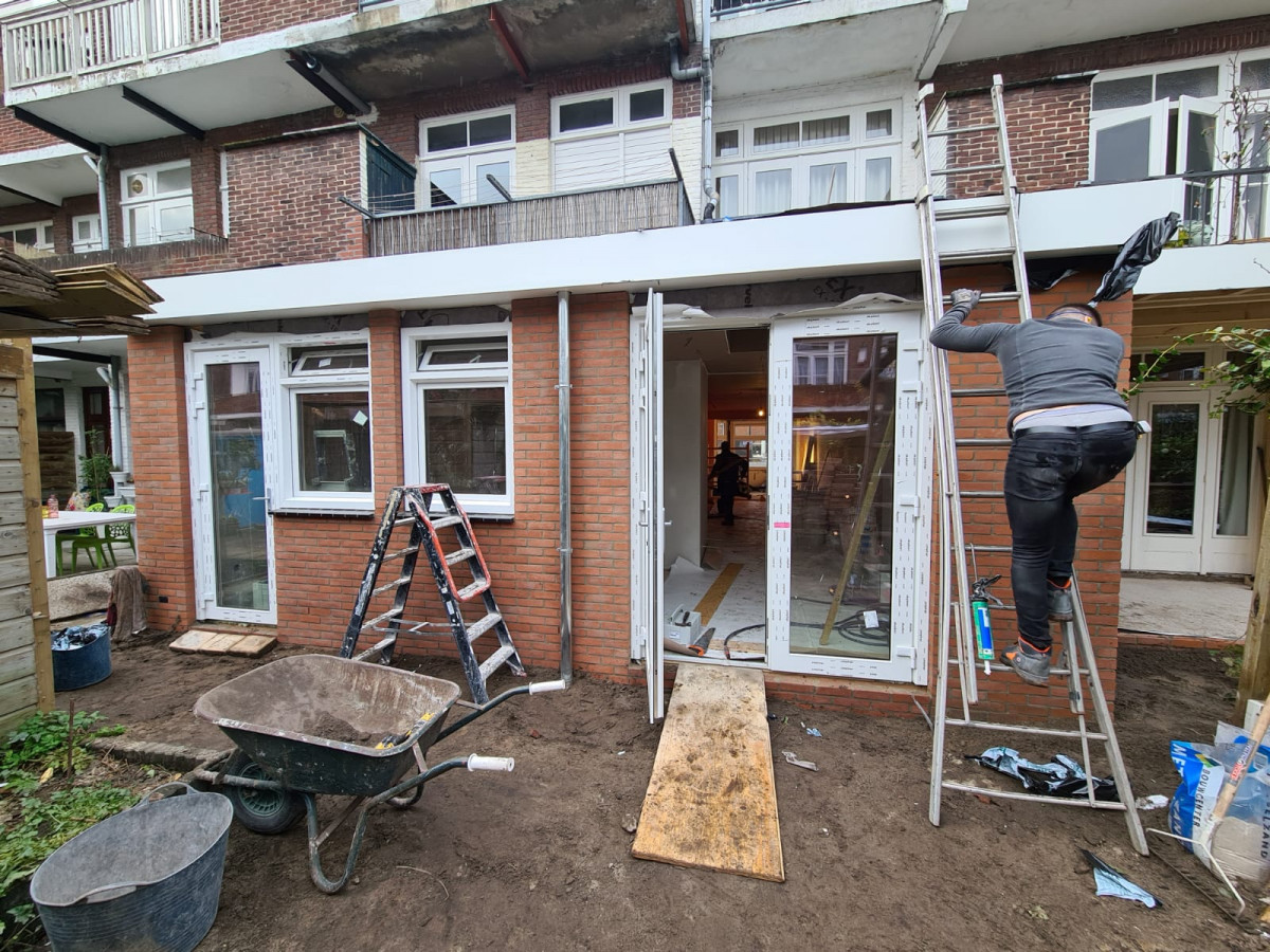 Perenstraat te Den Haag - na renovatie foto 33 | aanbouw door Leroy the Builder