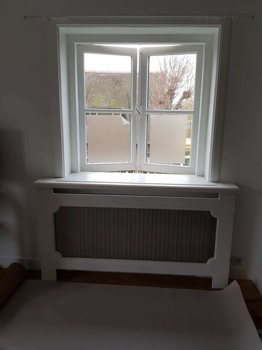 Radiator kasten en kasten op maat. - na renovatie foto 7 | renovatie door Leroy the Builder
