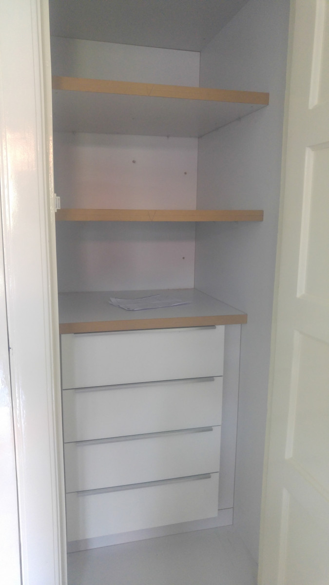 Radiator kasten en kasten op maat. - na renovatie foto 8 | renovatie door Leroy the Builder