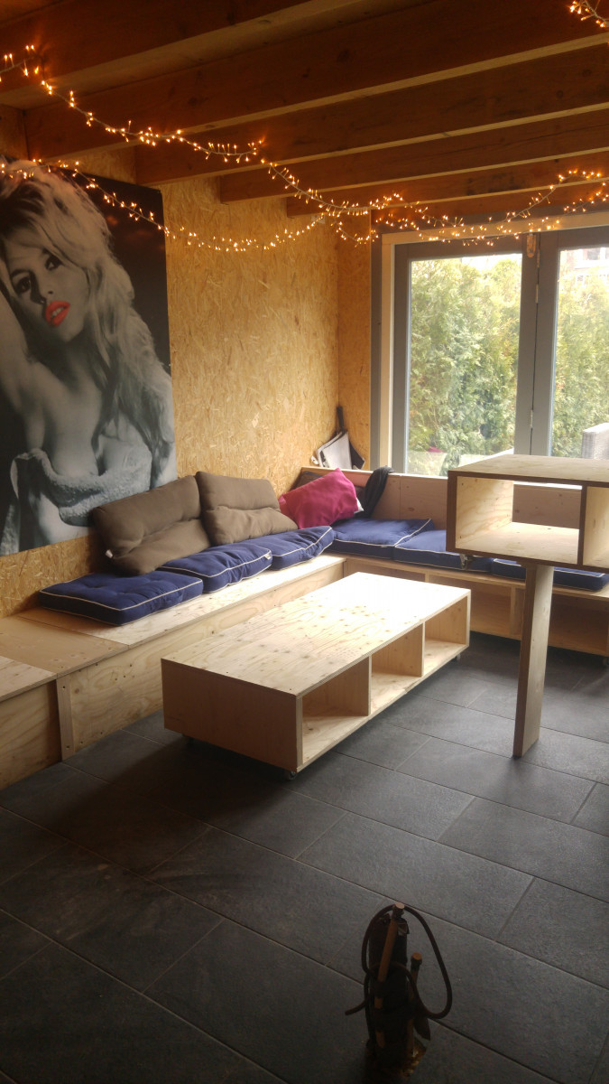 Radiator kasten en kasten op maat. - na renovatie foto 16 | renovatie door Leroy the Builder