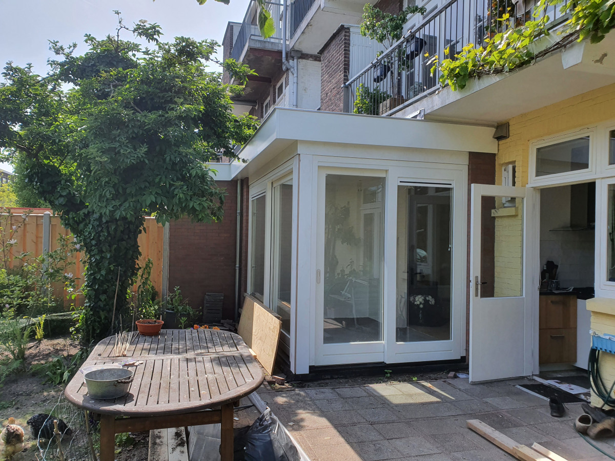Perenstraat burenzijde - na renovatie foto 2 | aanbouw door Leroy the Builder