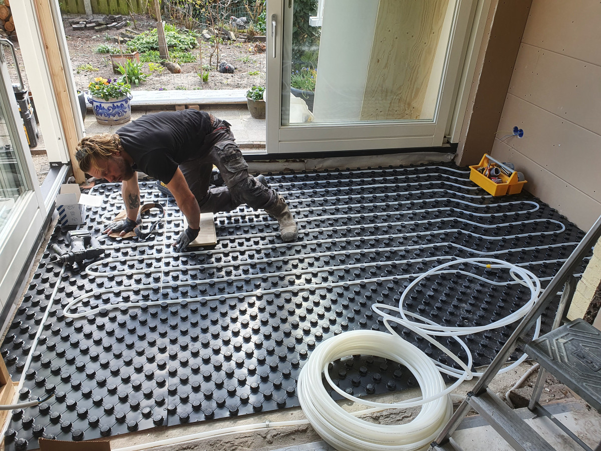 Perenstraat burenzijde - na renovatie foto 4 | aanbouw door Leroy the Builder