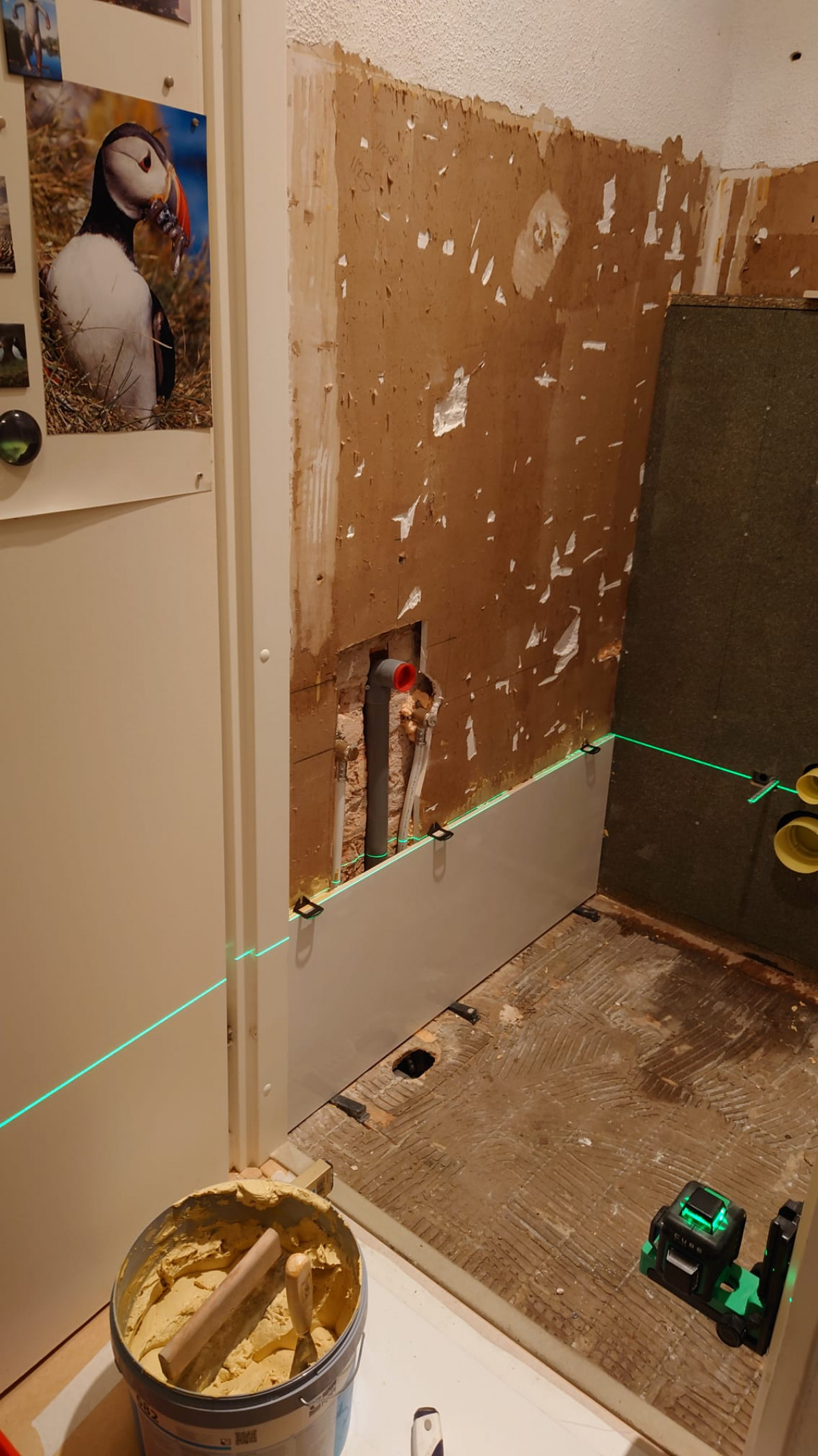 Nieuwe gerenoveerde toiletten - na renovatie foto 13 | renovatie door Leroy the Builder