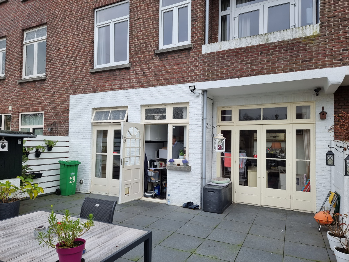 Perenstraat deel 3 - na renovatie foto 18 | aanbouw door Leroy the Builder