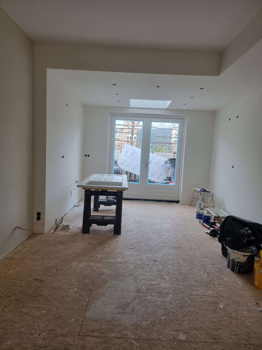 Perenstraat deel 3 - na renovatie foto 25 | aanbouw door Leroy the Builder