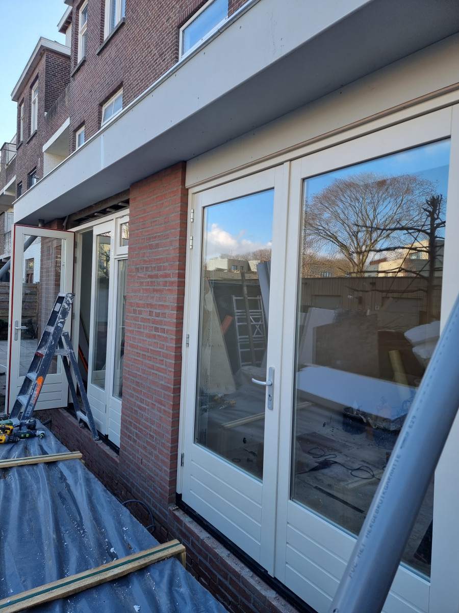 Perenstraat deel 3 - na renovatie foto 28 | aanbouw door Leroy the Builder