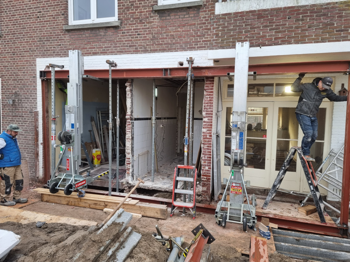 Perenstraat deel 3 - na renovatie foto 42 | aanbouw door Leroy the Builder