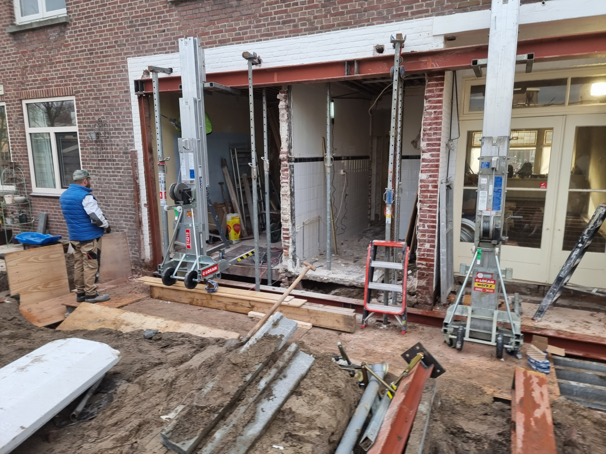 Perenstraat deel 3 - na renovatie foto 43 | aanbouw door Leroy the Builder