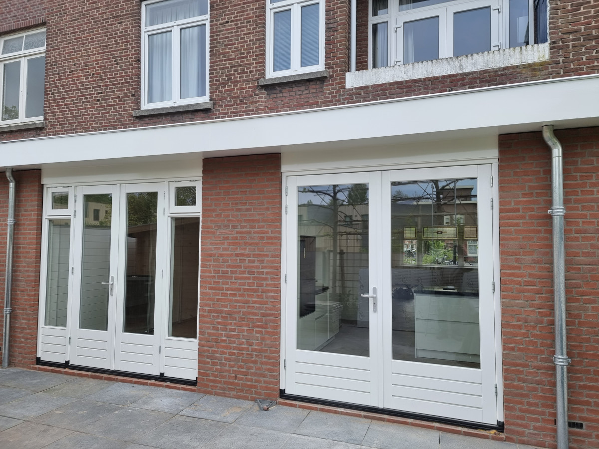 Perenstraat deel 3 - na renovatie foto 55 | aanbouw door Leroy the Builder