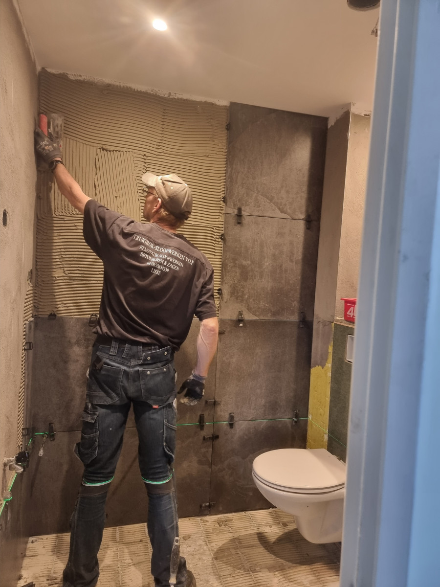 Badkamer renovatie wijnandt van elststraat - na renovatie foto 3 | renovatie door Leroy the Builder