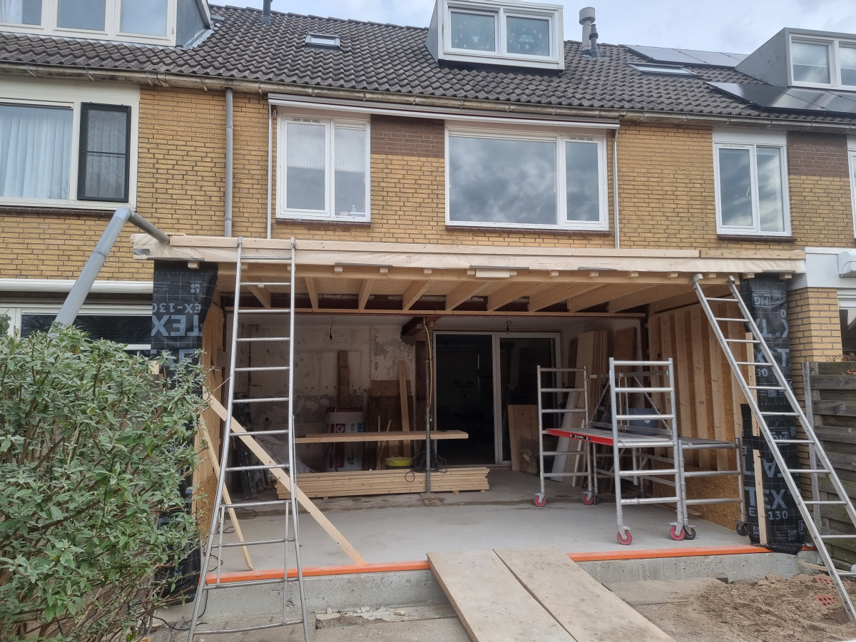 Meibloem te wateringen - na renovatie foto 21 | aanbouw door Leroy the Builder