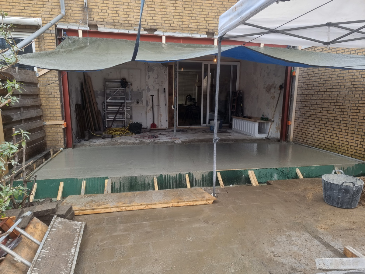 Meibloem te wateringen - na renovatie foto 22 | aanbouw door Leroy the Builder