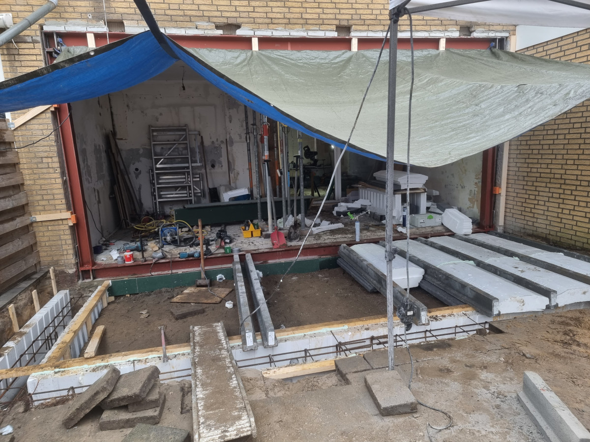 Meibloem te wateringen - na renovatie foto 23 | aanbouw door Leroy the Builder