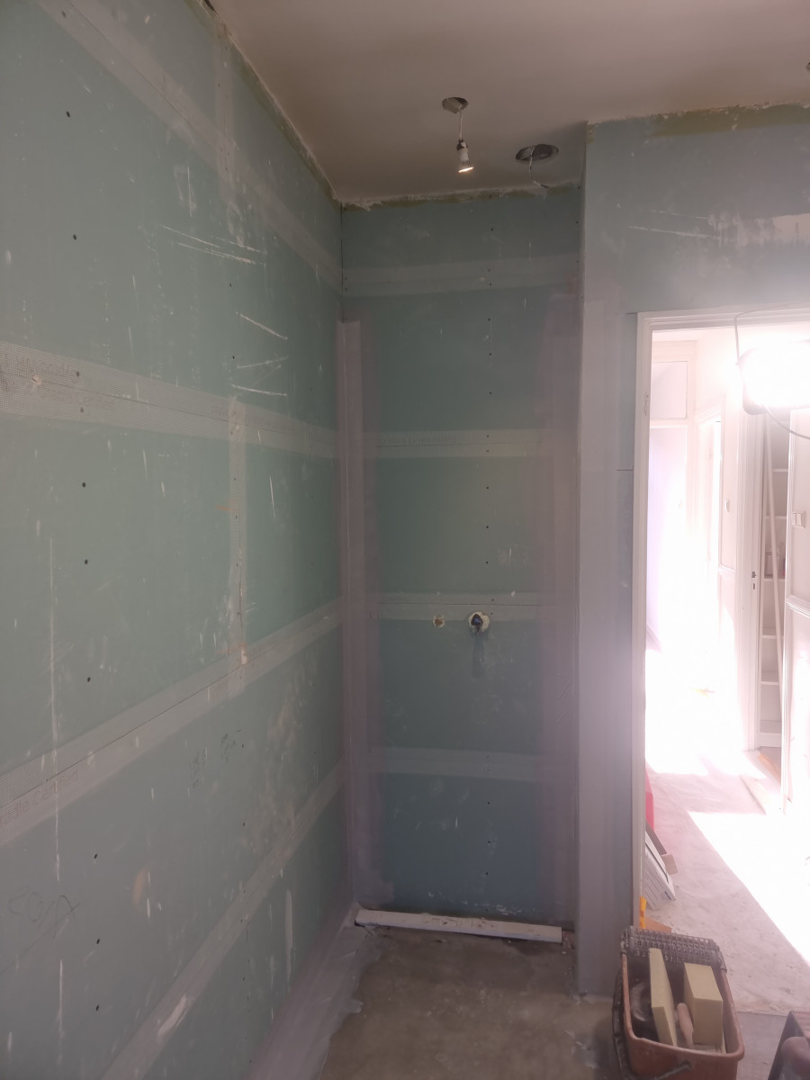 Badkamer renovatie - na renovatie foto 4 | renovatie door Leroy the Builder