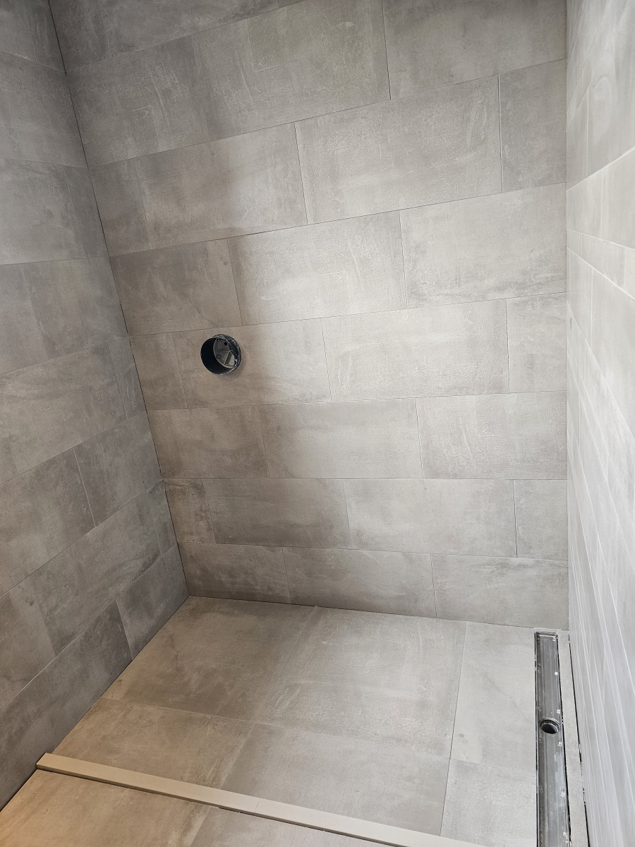 Meibloem deel 2 buren - na renovatie foto 5 | renovatie door Leroy the Builder