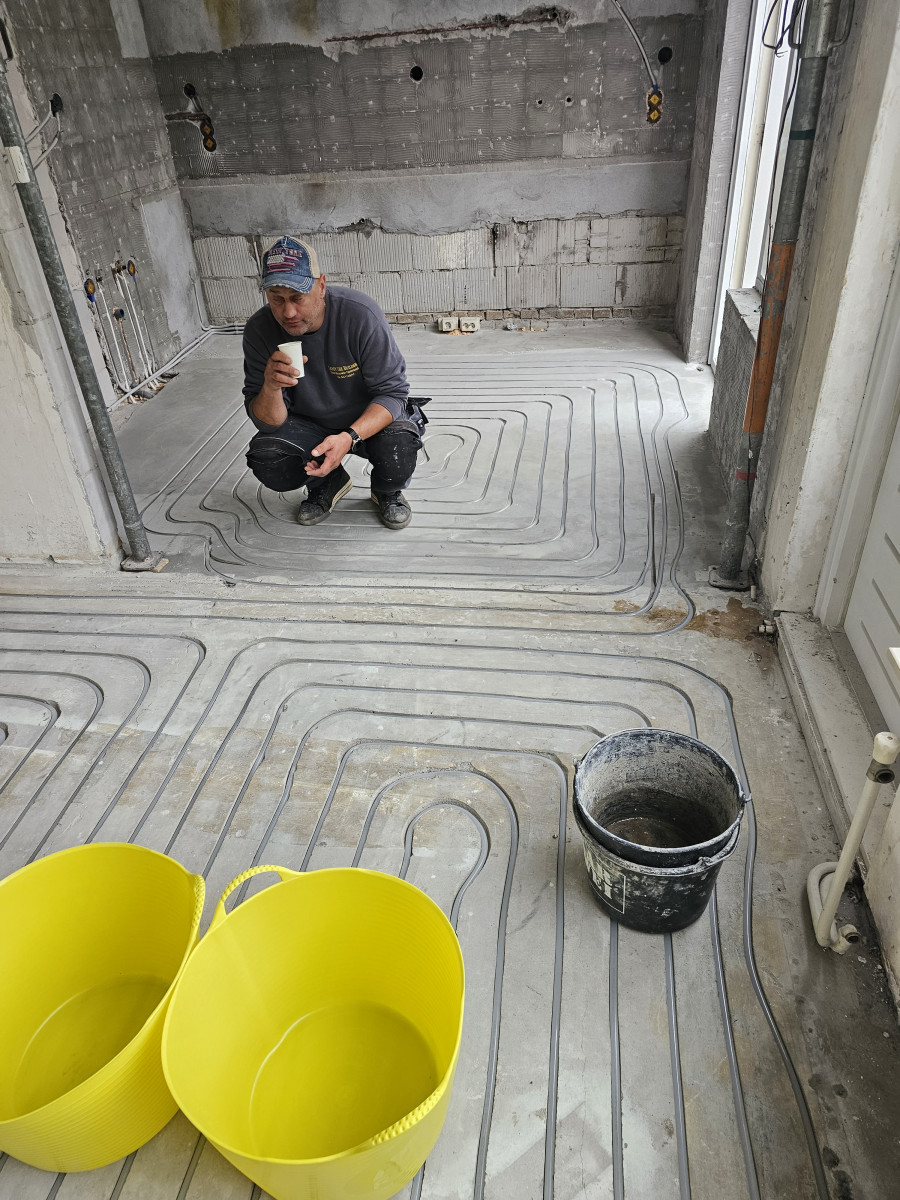 Meibloem deel 2 buren - na renovatie foto 18 | renovatie door Leroy the Builder