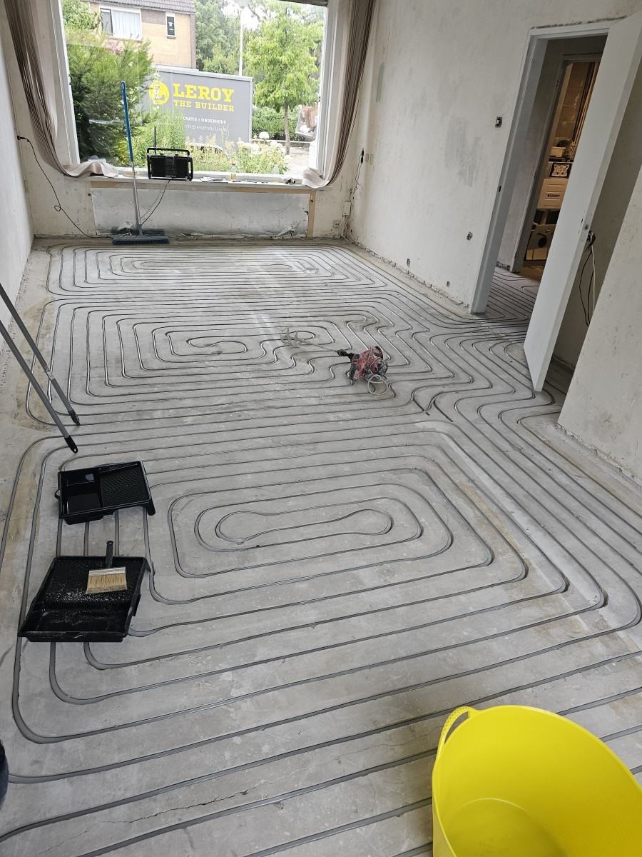 Meibloem deel 2 buren - na renovatie foto 19 | renovatie door Leroy the Builder