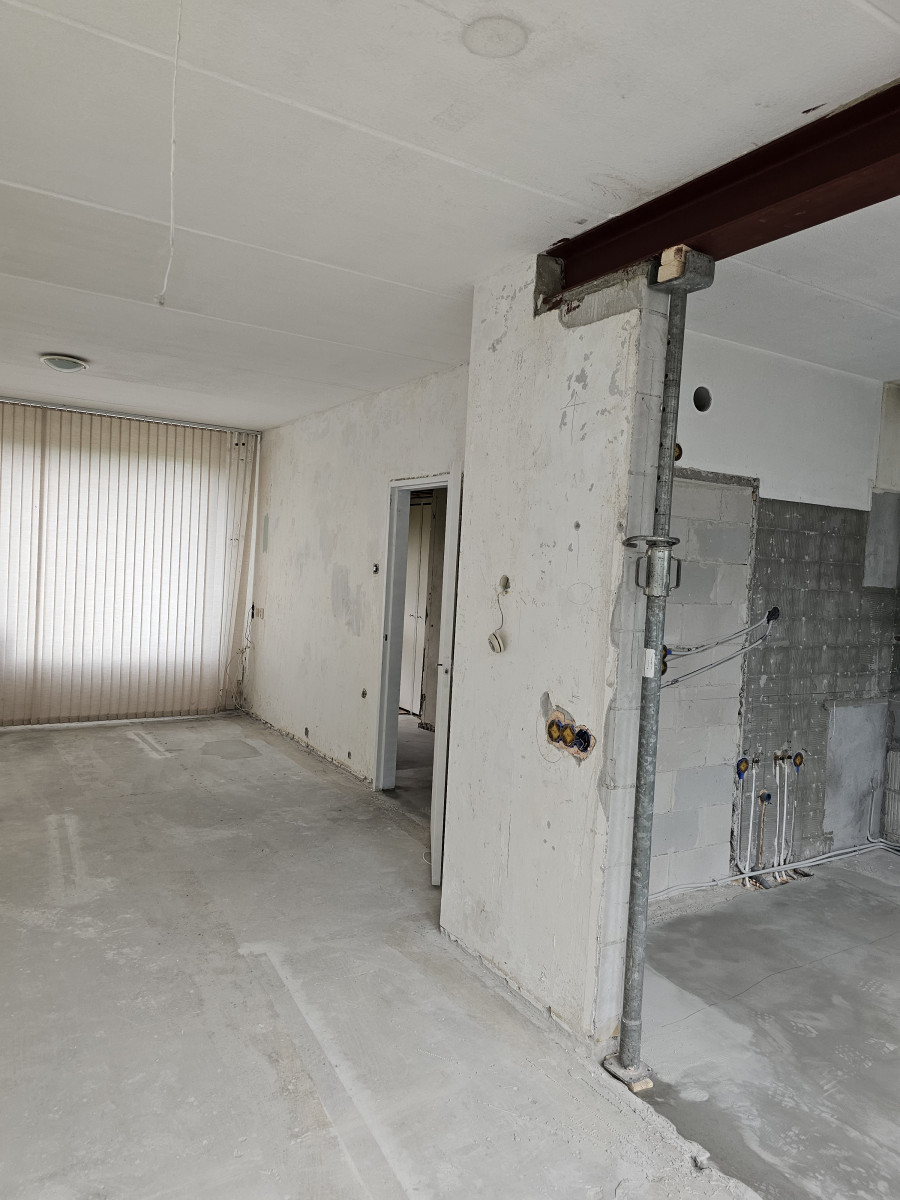 Meibloem deel 2 buren - na renovatie foto 22 | renovatie door Leroy the Builder
