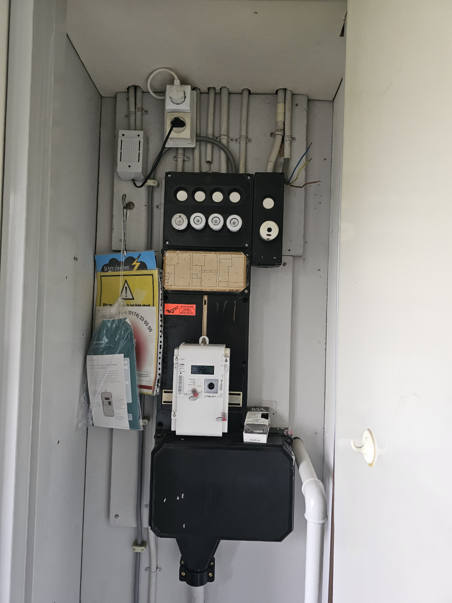 Meibloem deel 2 buren - voor renovatie foto 7 | Oude situatie