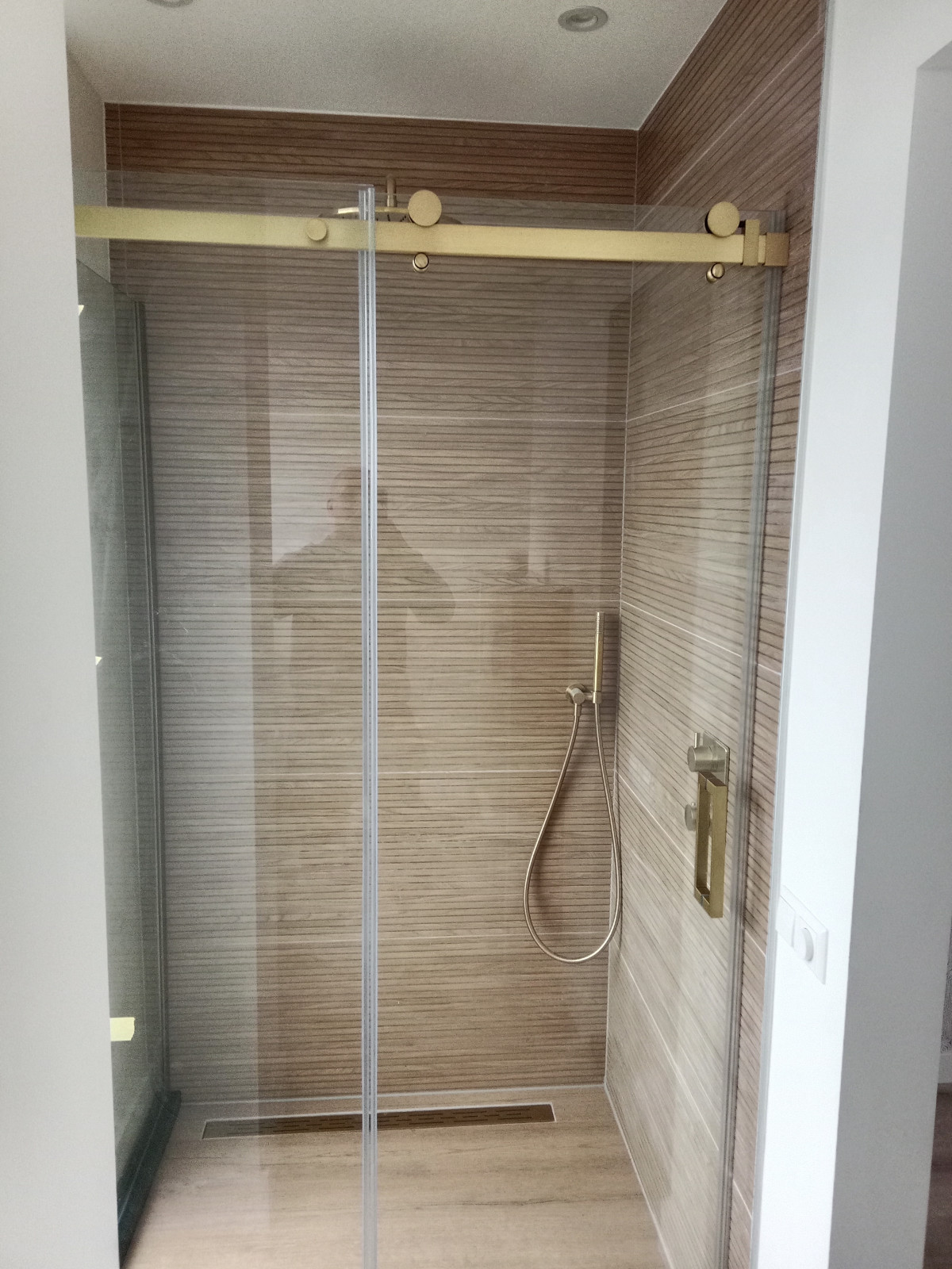 Perenstraat project 6 - na renovatie foto 7 | renovatie door Leroy the Builder