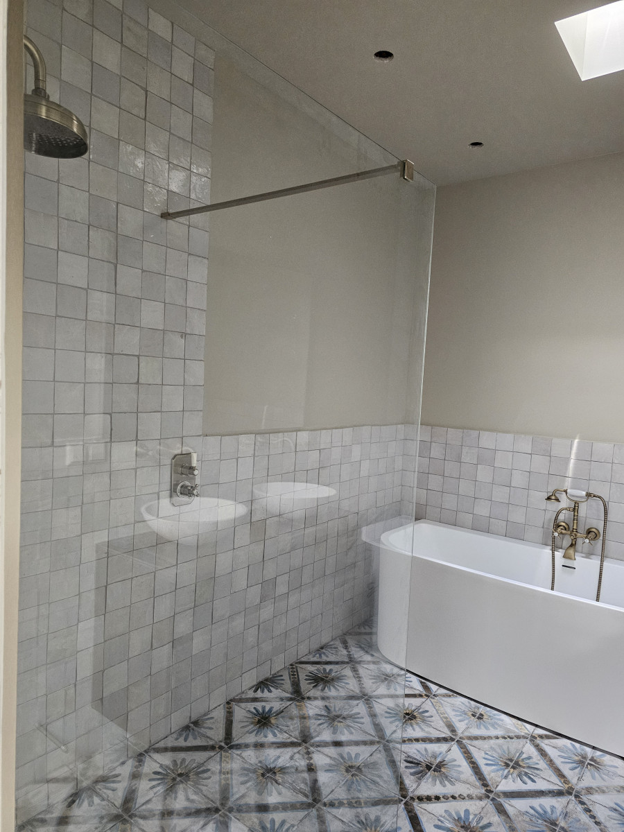 Badkamers op Verschillende projecten - na renovatie foto 4 | renovatie door Leroy the Builder