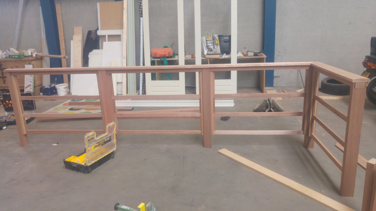 Balkonhekken - na renovatie foto 1 | onderhoud door Leroy the Builder