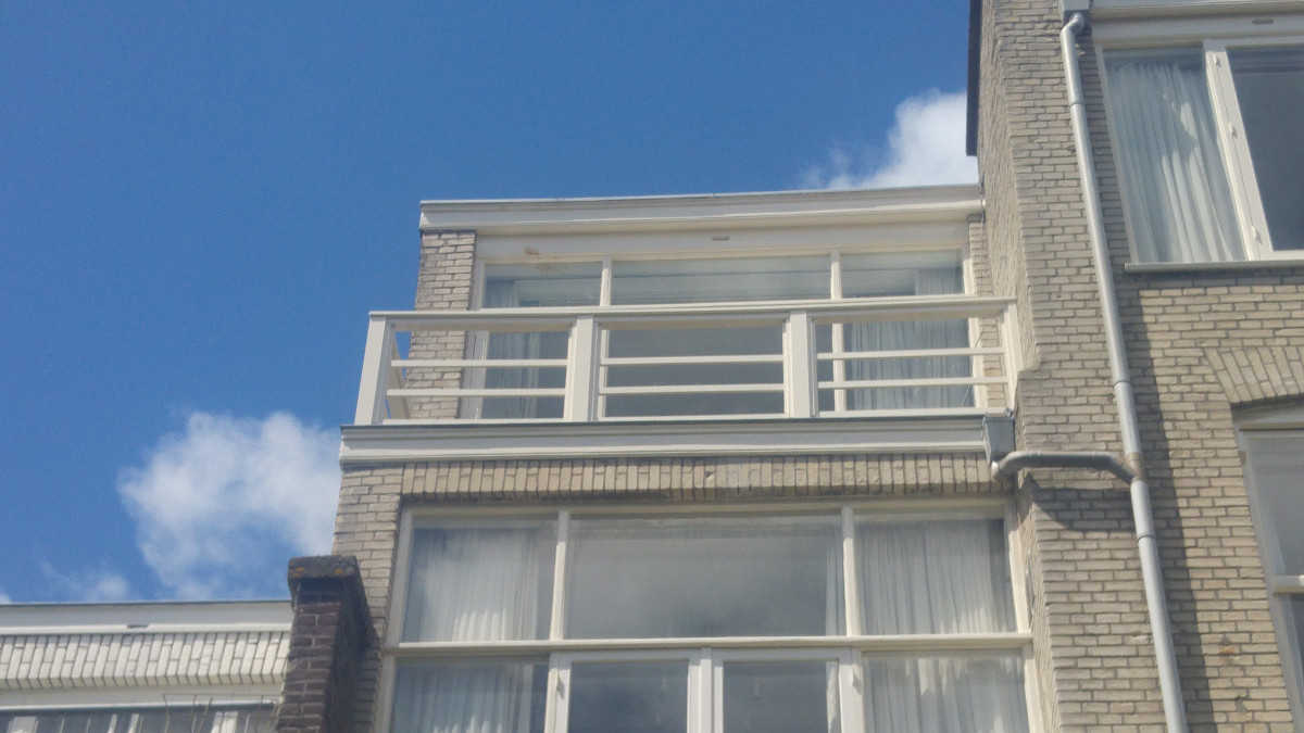 Balkonhekken - na renovatie foto 3 | onderhoud door Leroy the Builder