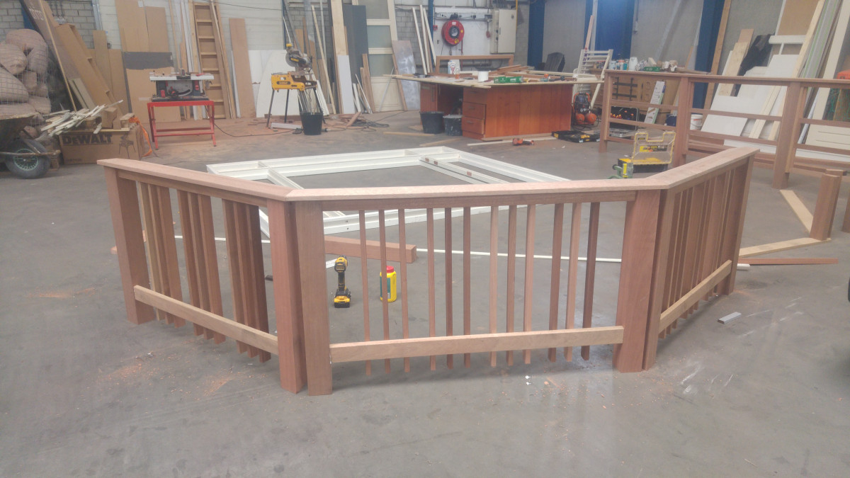 Balkonhekken - na renovatie foto 5 | onderhoud door Leroy the Builder