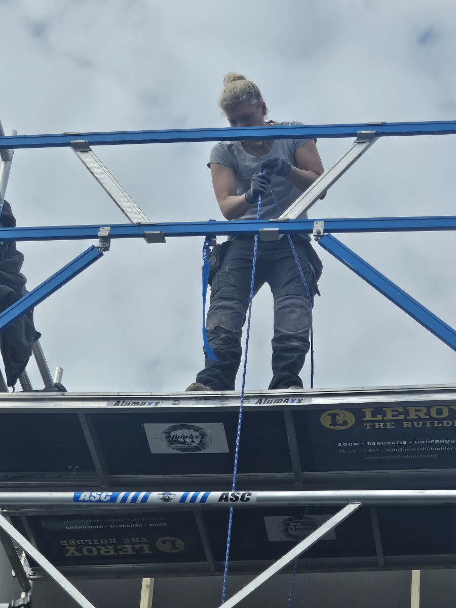 Dakkapel - halve dakopbouw - na renovatie foto 6 | renovatie door Leroy the Builder