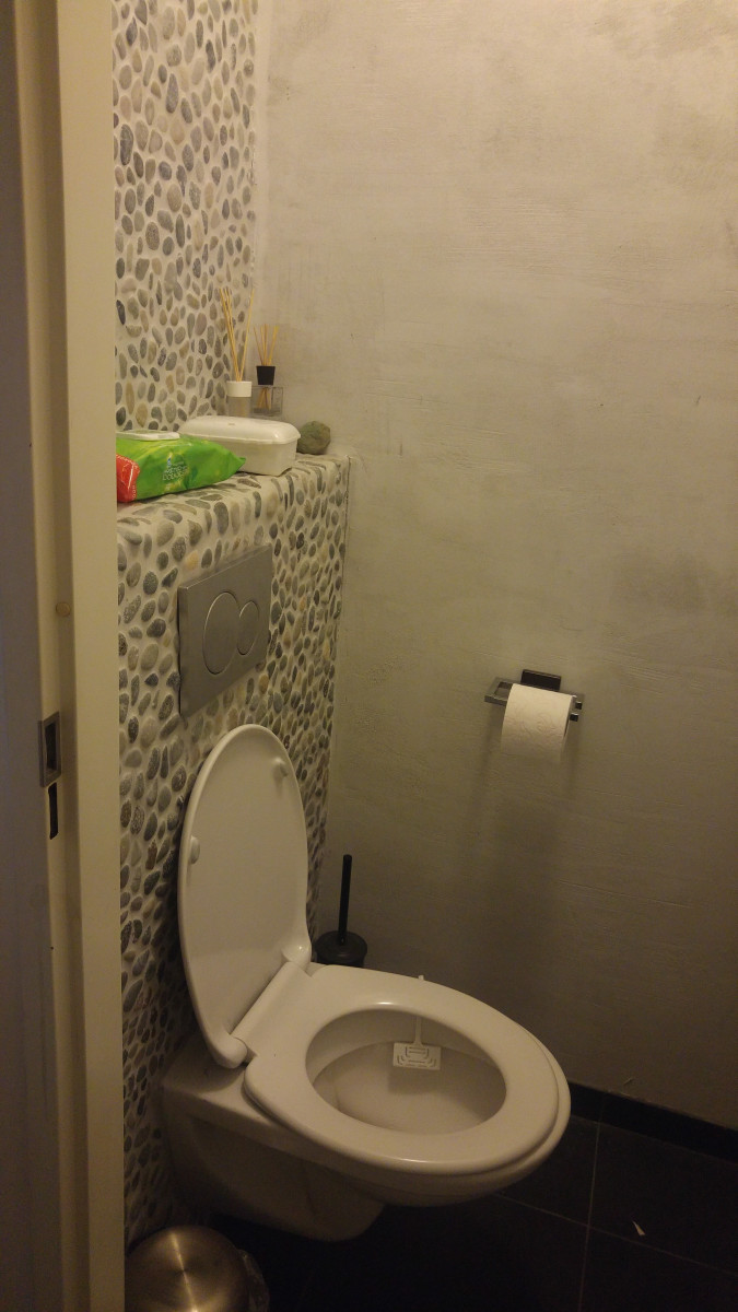 Badkamer en toilet delftgauw - na renovatie foto 3 | renovatie door Leroy the Builder